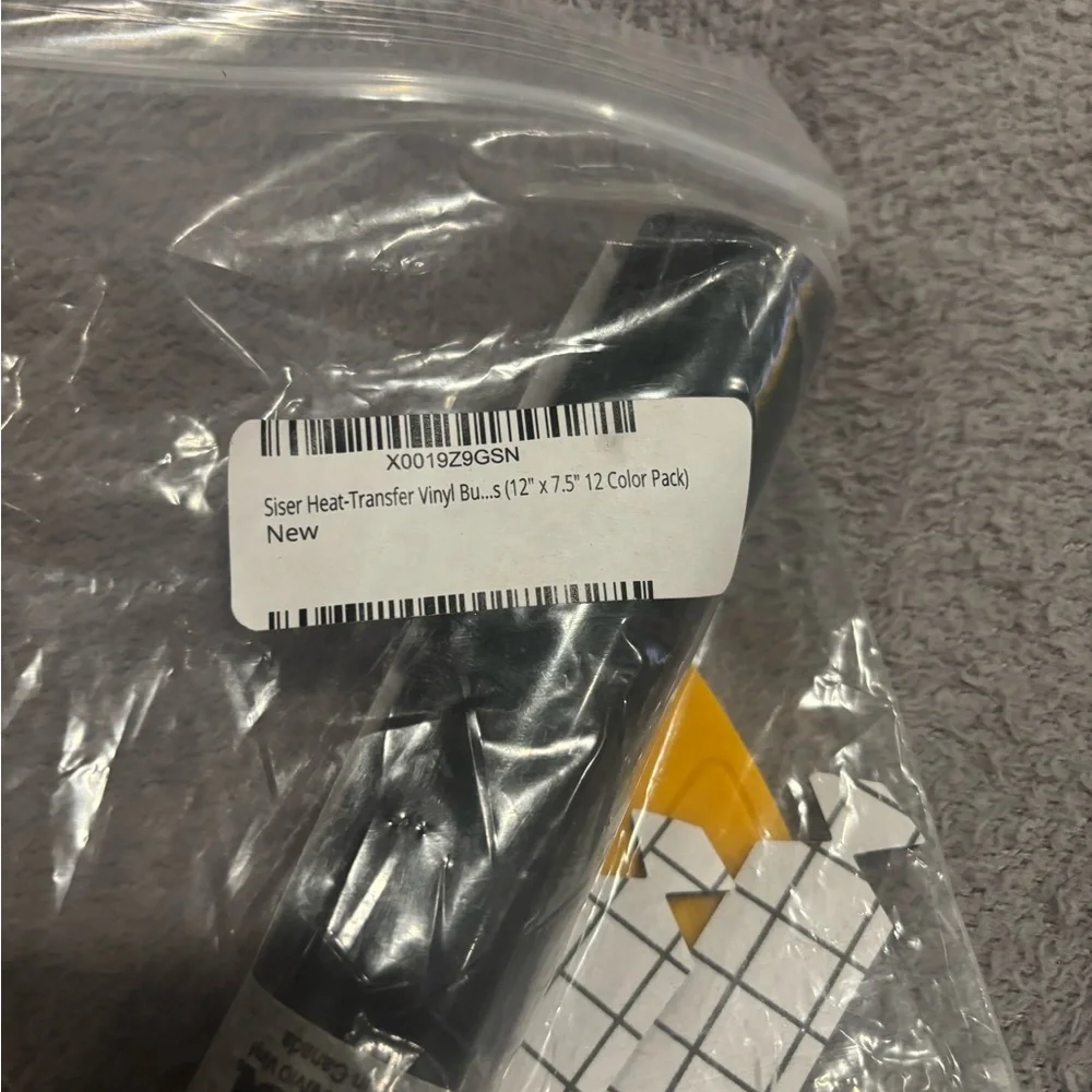 -Transfer Vinyl Bundle Including Detailer Squeegee and 2X Black Felt Decals‎